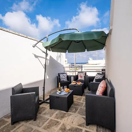 Holiday home Sul Mare Luxury House With Air Conditioning And Wi-fi